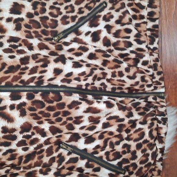 Wet Seal Plus Leopard Bomber Jacket - Picture 2 of 5